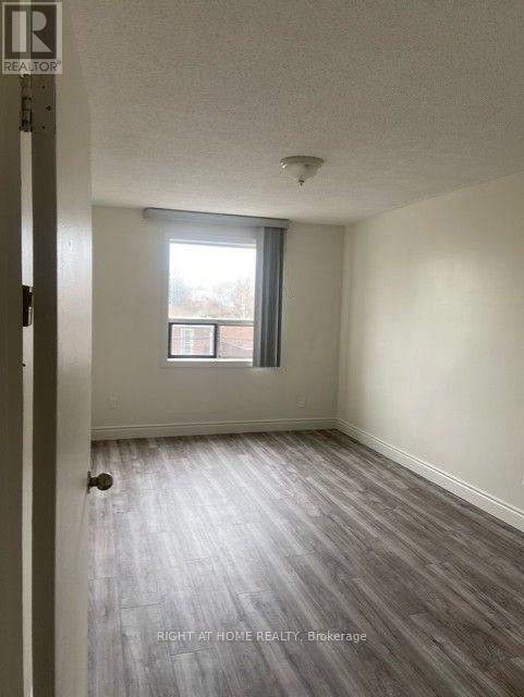 Unit B - 3358 Lake Shore Boulevard W, Toronto, Ontario  L8M 1M9 - Photo 5 - W13798036