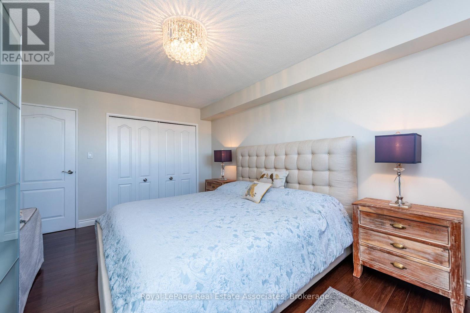 #1906 - 240 Scarlett Road, Toronto, Ontario  M6N 4X4 - Photo 23 - W13798080