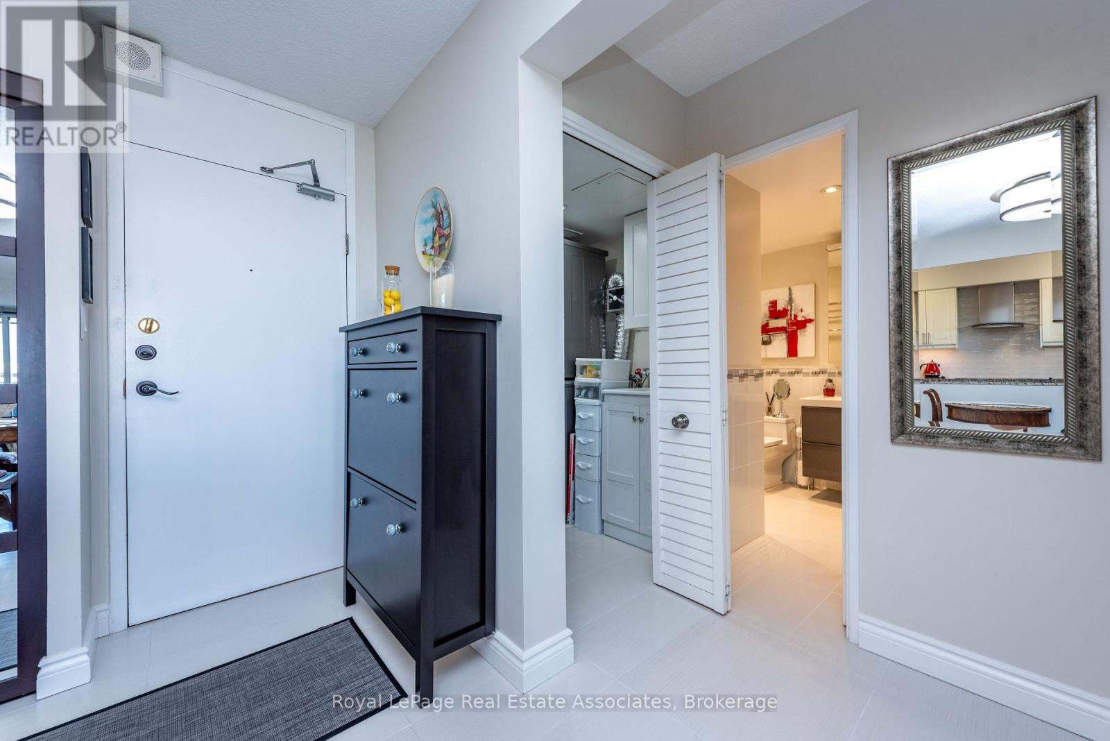 #1906 - 240 Scarlett Road, Toronto, Ontario  M6N 4X4 - Photo 26 - W13798080