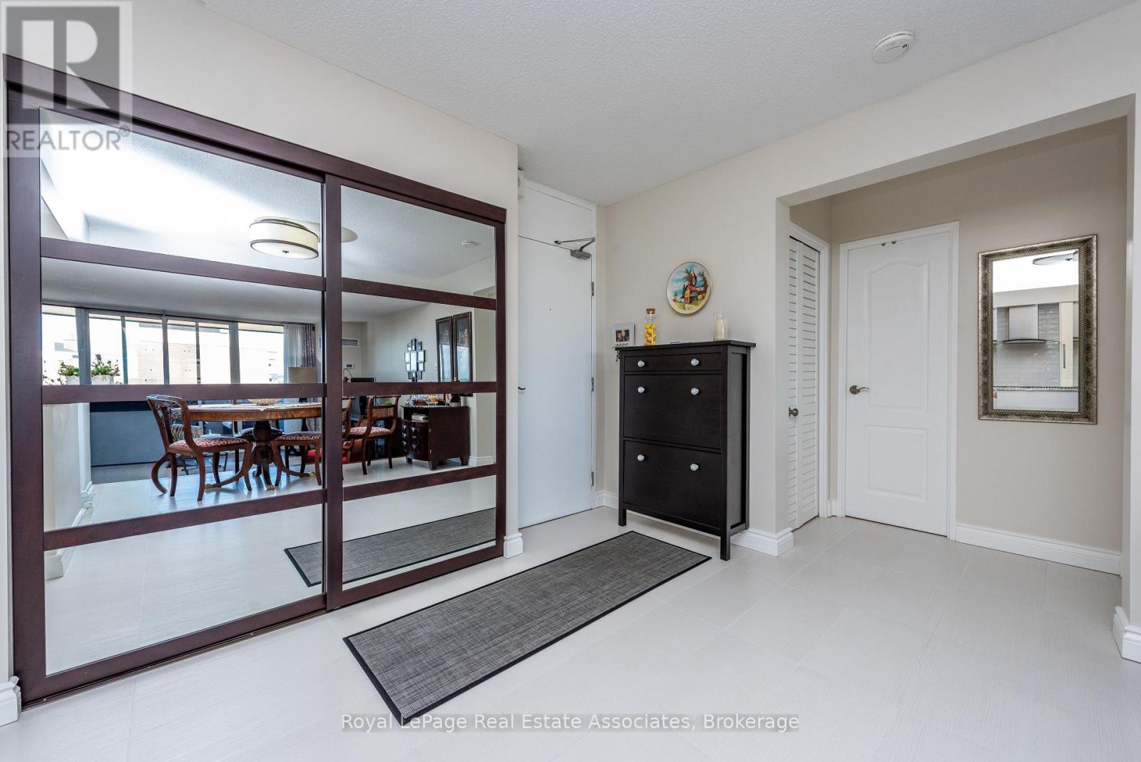 #1906 - 240 Scarlett Road, Toronto, Ontario  M6N 4X4 - Photo 9 - W13798080