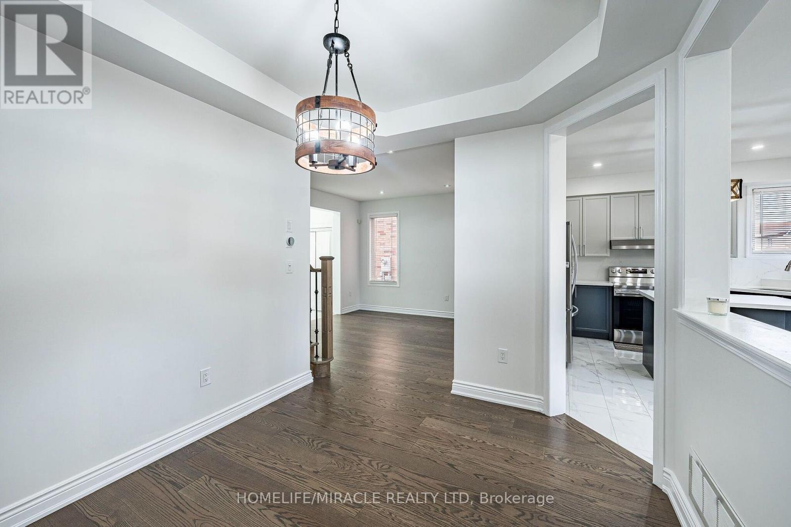 354 Panhellenic Drive, Mississauga, Ontario  L5W 0B9 - Photo 14 - W13798134