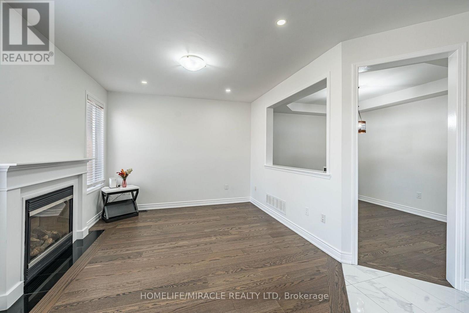 354 Panhellenic Drive, Mississauga, Ontario  L5W 0B9 - Photo 23 - W13798134