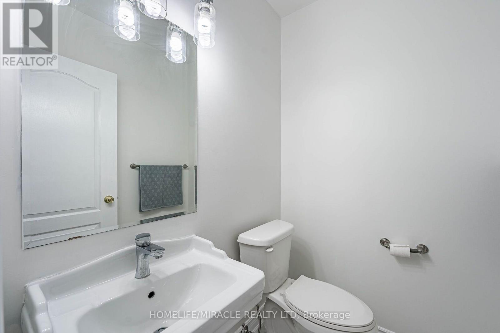 354 Panhellenic Drive, Mississauga, Ontario  L5W 0B9 - Photo 25 - W13798134