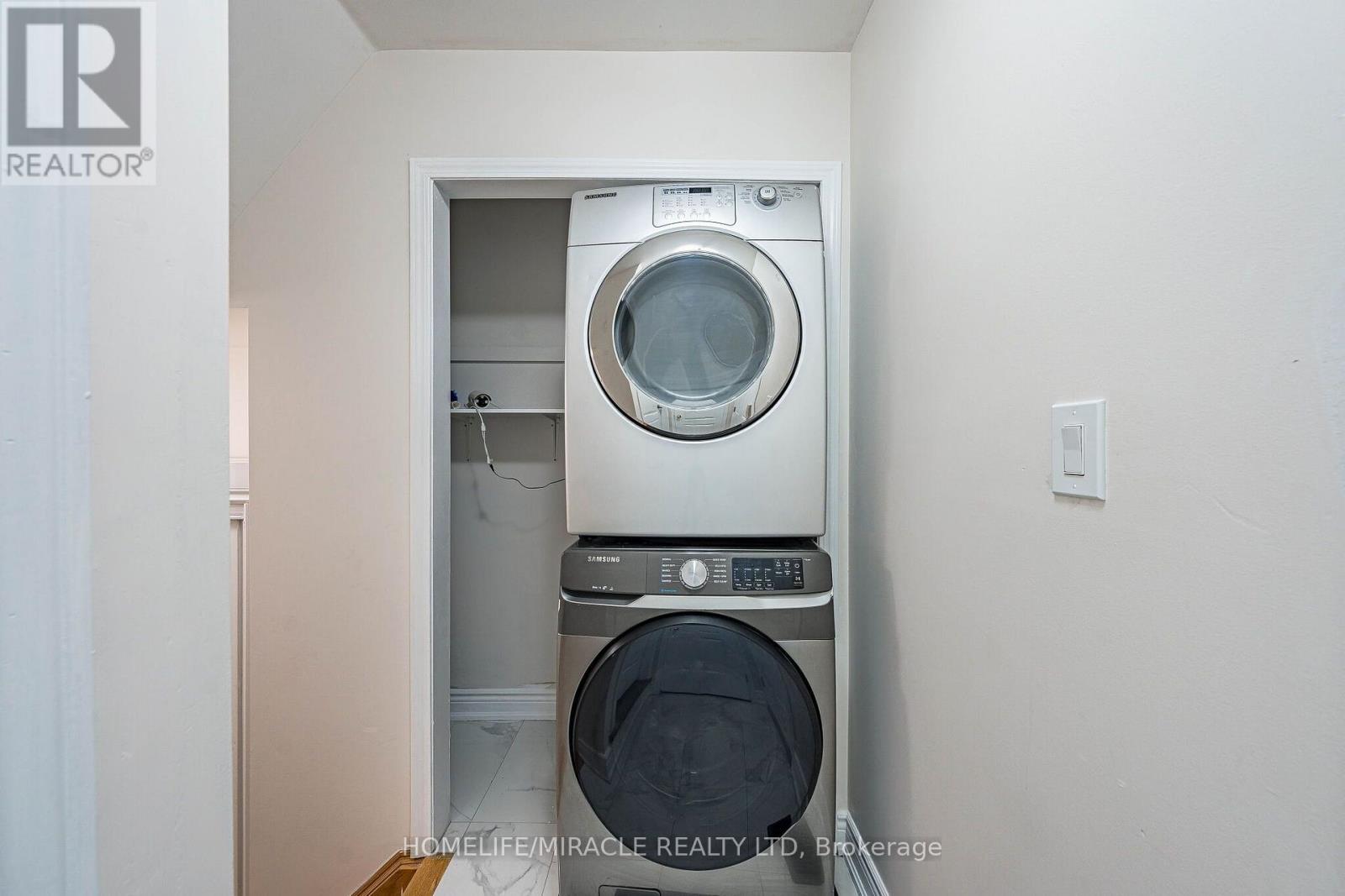354 Panhellenic Drive, Mississauga, Ontario  L5W 0B9 - Photo 26 - W13798134