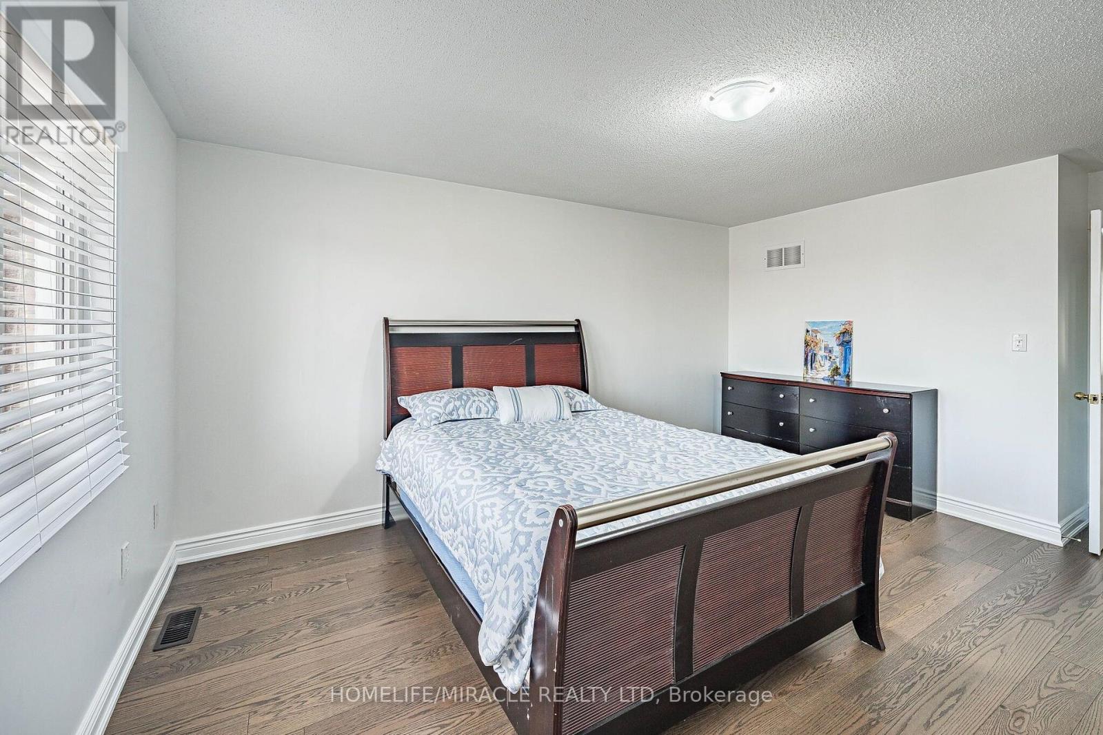354 Panhellenic Drive, Mississauga, Ontario  L5W 0B9 - Photo 29 - W13798134