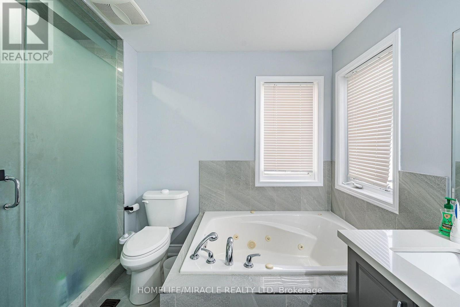 354 Panhellenic Drive, Mississauga, Ontario  L5W 0B9 - Photo 36 - W13798134