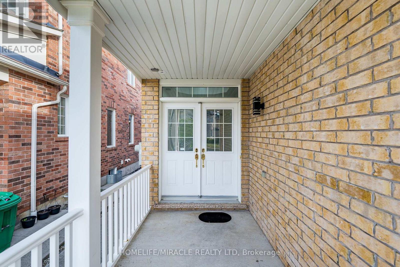 354 Panhellenic Drive, Mississauga, Ontario  L5W 0B9 - Photo 5 - W13798134