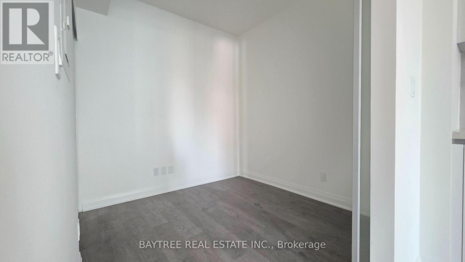 901 - 4015 The Exchange, Mississauga (City Centre), Ontario  L5B 0N9 - Photo 6 - W13798220