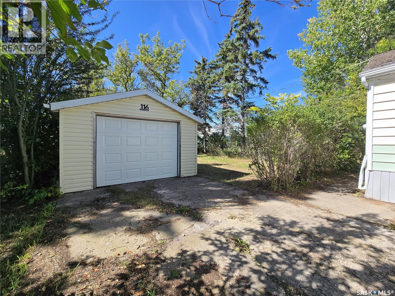 116+120 1st Avenue E, Montmartre, Saskatchewan  S0G 3M0 - Photo 3 - SK048714