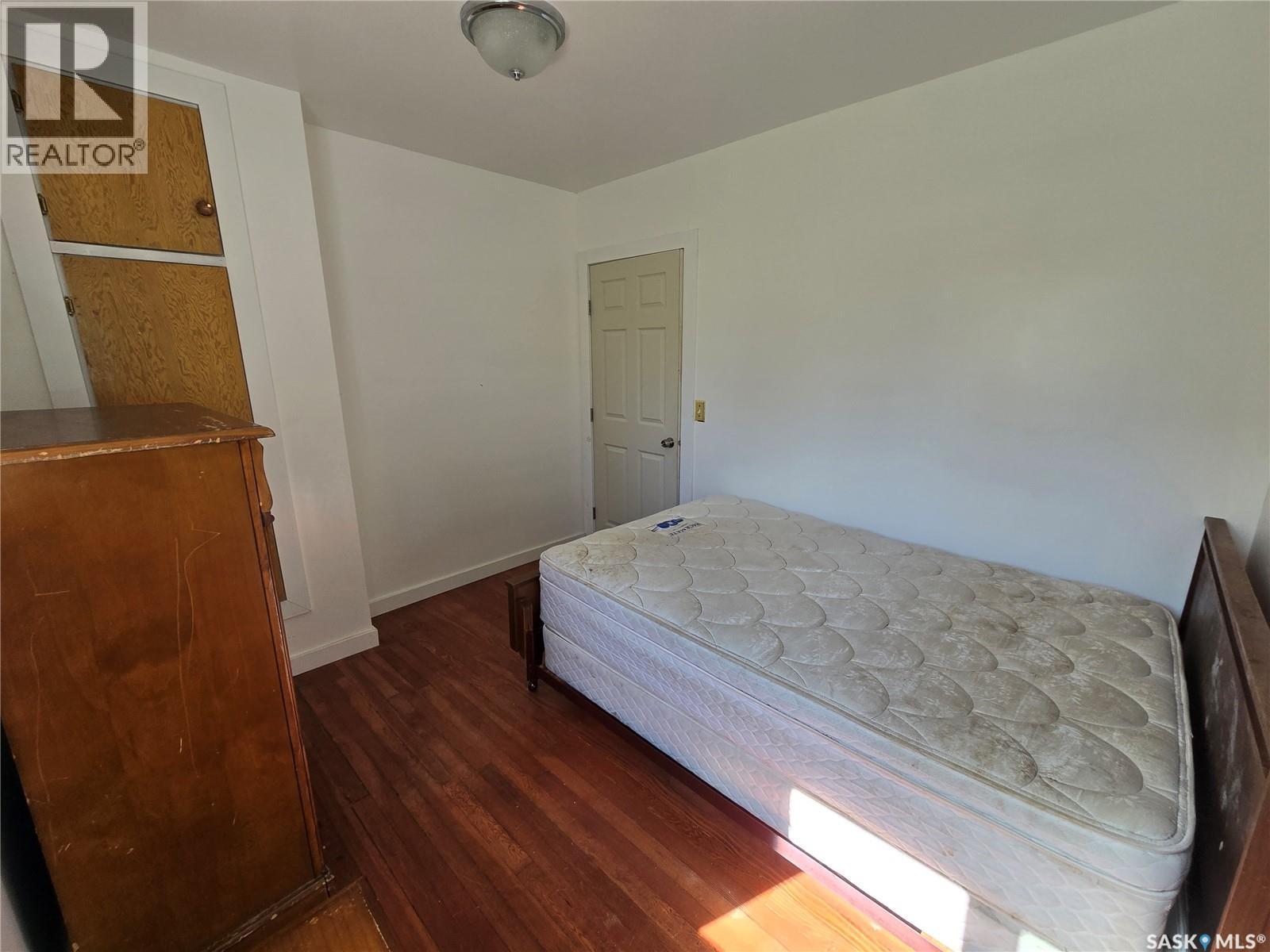 116+120 1st Avenue E, Montmartre, Saskatchewan  S0G 3M0 - Photo 31 - SK048714