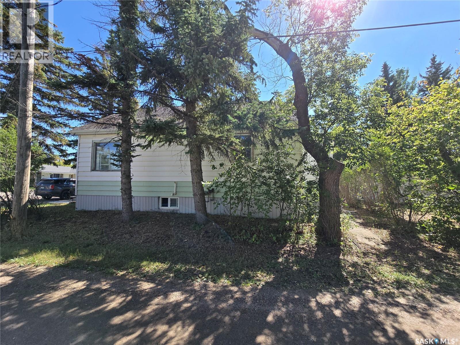 116+120 1st Avenue E, Montmartre, Saskatchewan  S0G 3M0 - Photo 7 - SK048714