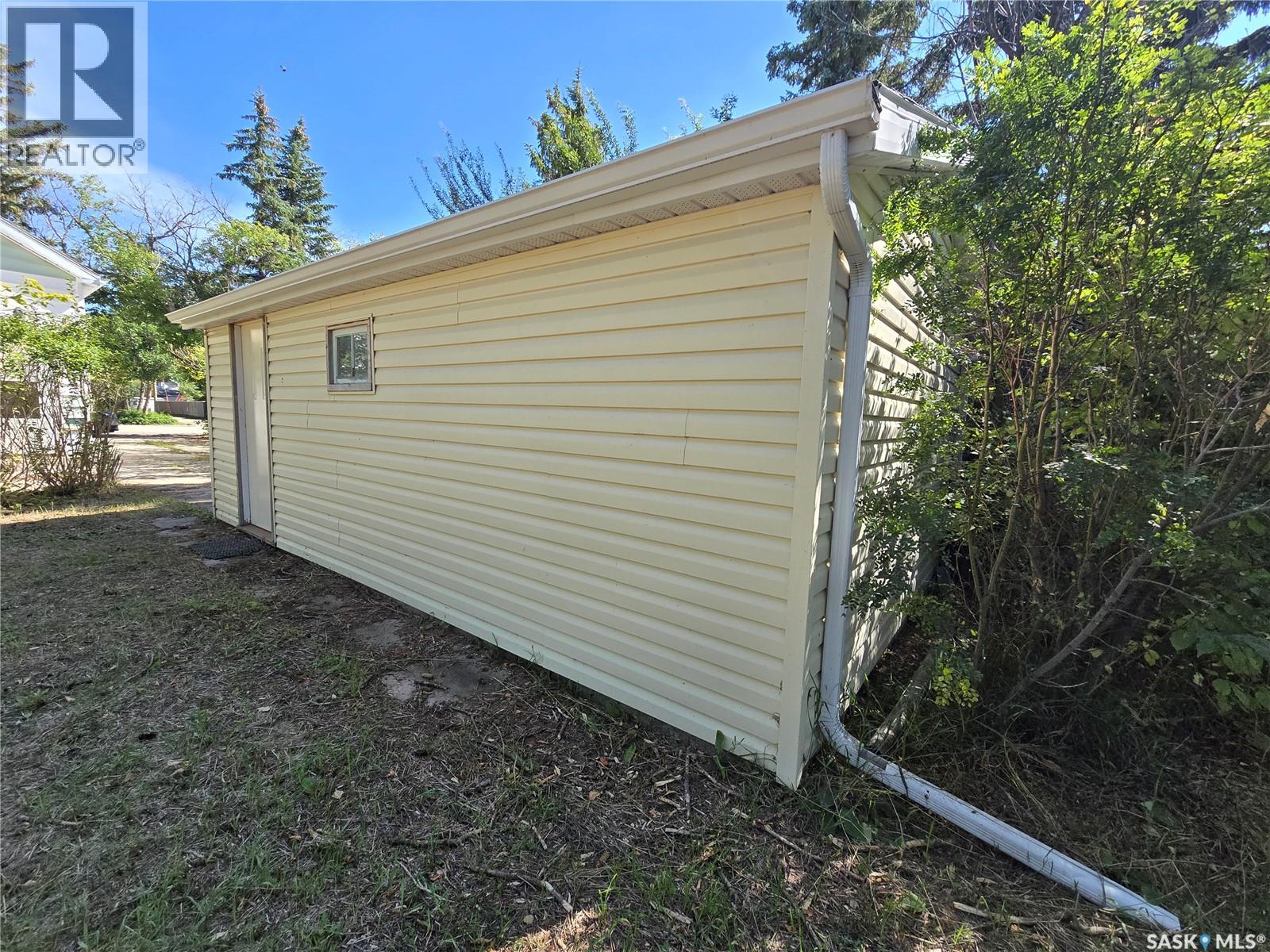 116+120 1st Avenue E, Montmartre, Saskatchewan  S0G 3M0 - Photo 9 - SK048714