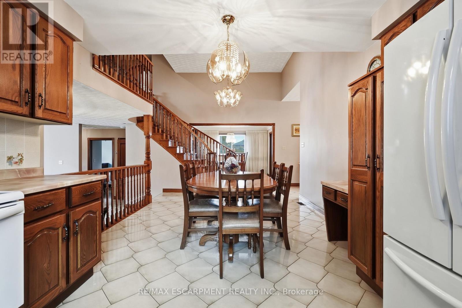 7 Vinehill Drive, Hamilton, Ontario  L8G 4Z1 - Photo 23 - X13798062
