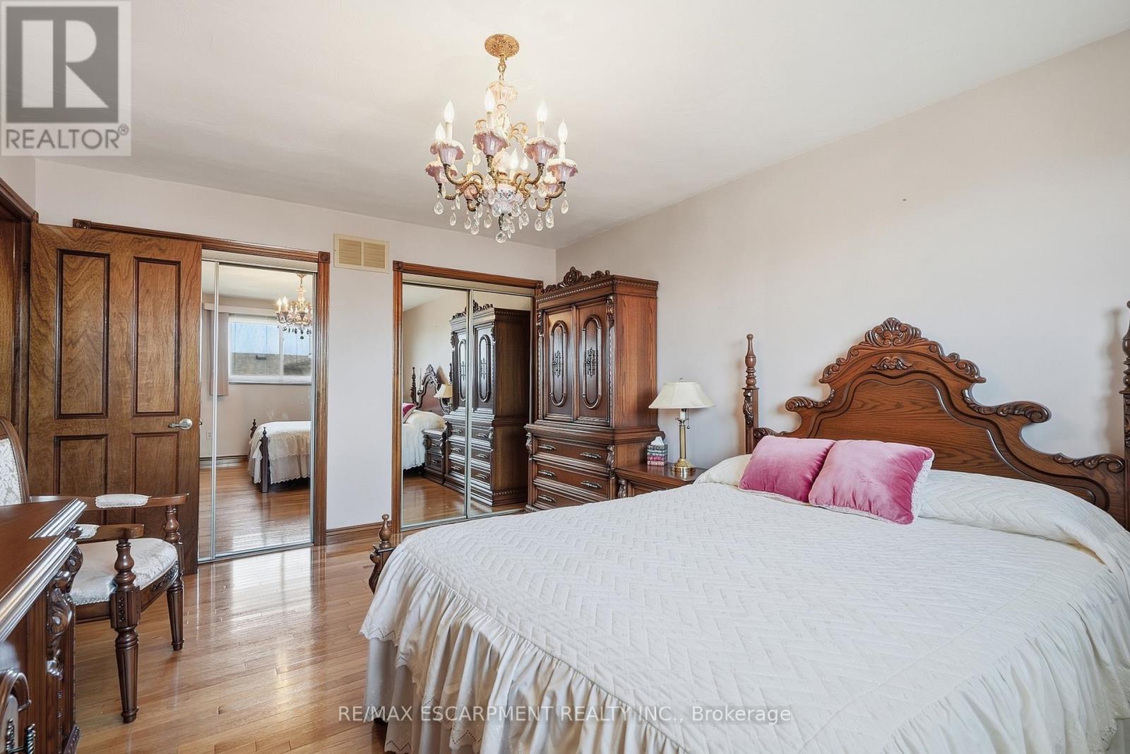 7 Vinehill Drive, Hamilton, Ontario  L8G 4Z1 - Photo 26 - X13798062