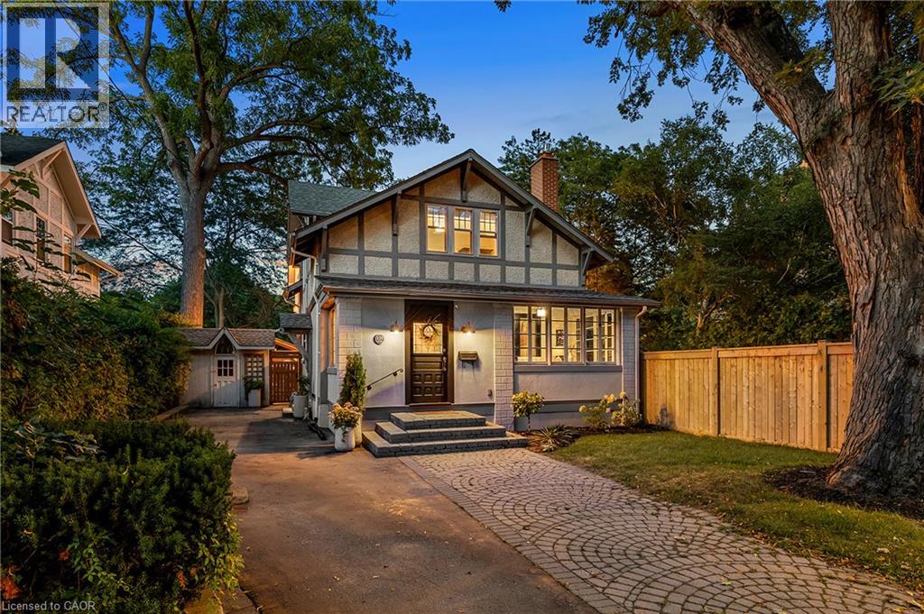 139 ALLAN Street, Oakville, Ontario