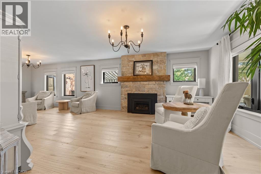 139 Allan Street, Oakville, Ontario  L6J 3N6 - Photo 9 - 40864314