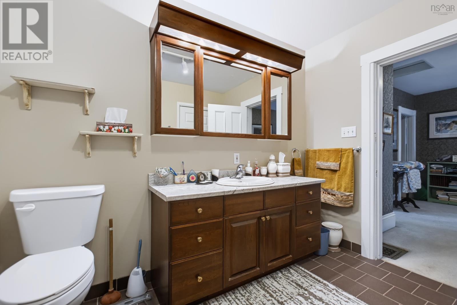 13 Mcdougall Street, Springhill, Nova Scotia  B0M 1X0 - Photo 33 - 202623647