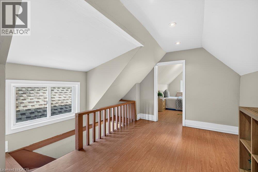 23 Garfield Avenue N, Hamilton, Ontario  L8M 2R5 - Photo 36 - 40864411