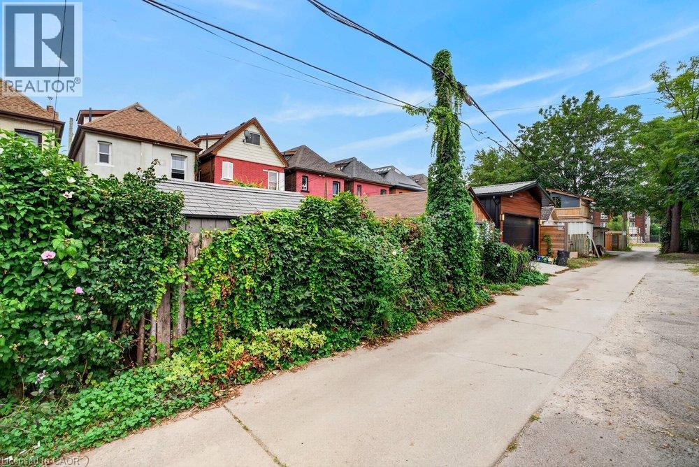 23 Garfield Avenue N, Hamilton, Ontario  L8M 2R5 - Photo 47 - 40864411