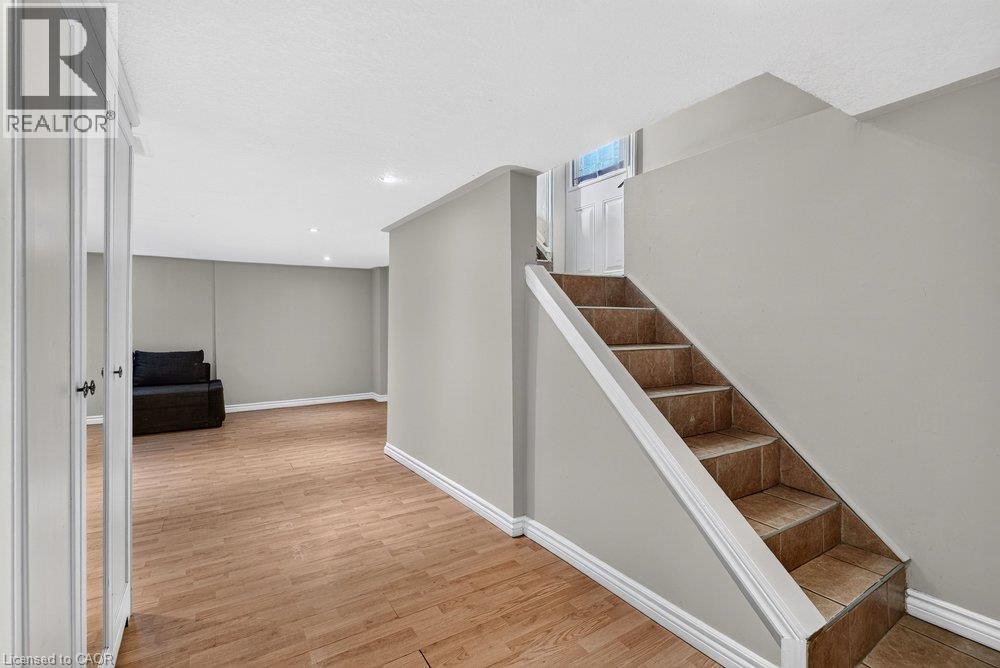 23 Garfield Avenue N, Hamilton, Ontario  L8M 2R5 - Photo 38 - 40864411