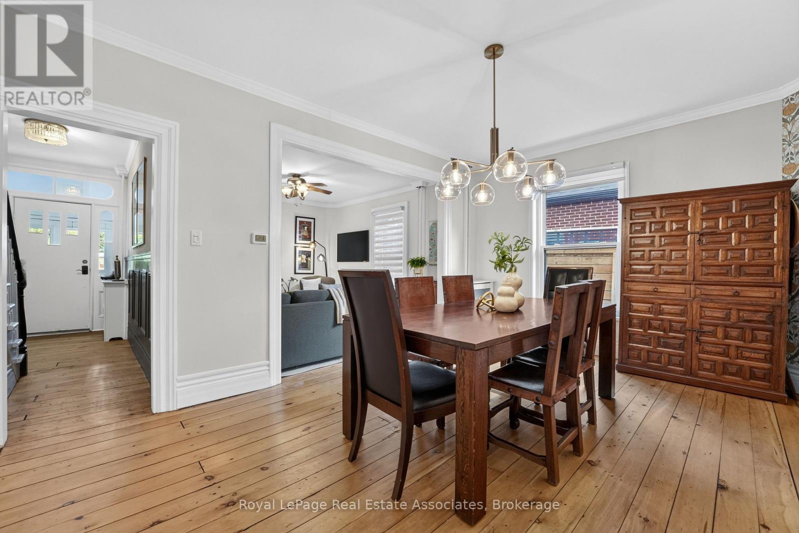 15 Charles Street, Halton Hills, Ontario  L7G 2Z1 - Photo 7 - W13798176
