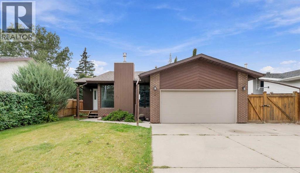 20 Garden Court, Sylvan Lake, Alberta  T4S 1M4 - Photo 1 - A2346168