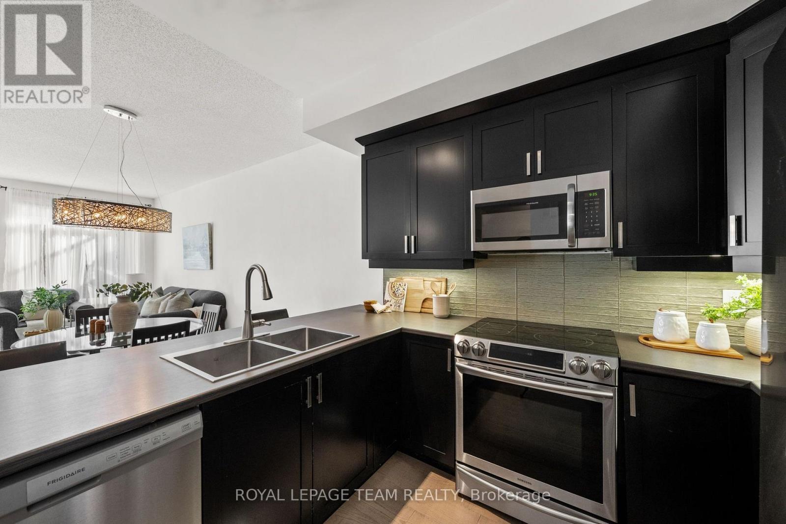 212 Pembina Private, Ottawa, Ontario  K4M 0G7 - Photo 17 - X13798328