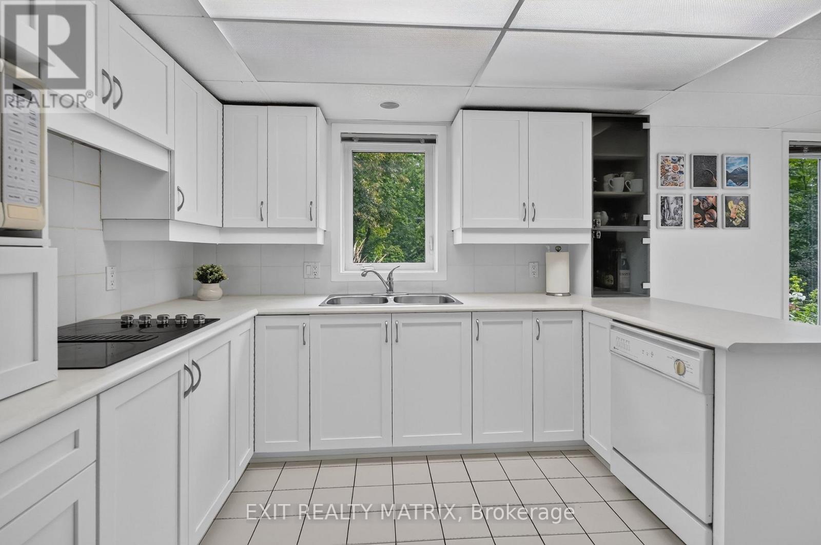 4510 Whispering Willow Drive, Ottawa, Ontario  K4B 0K4 - Photo 14 - X13798390
