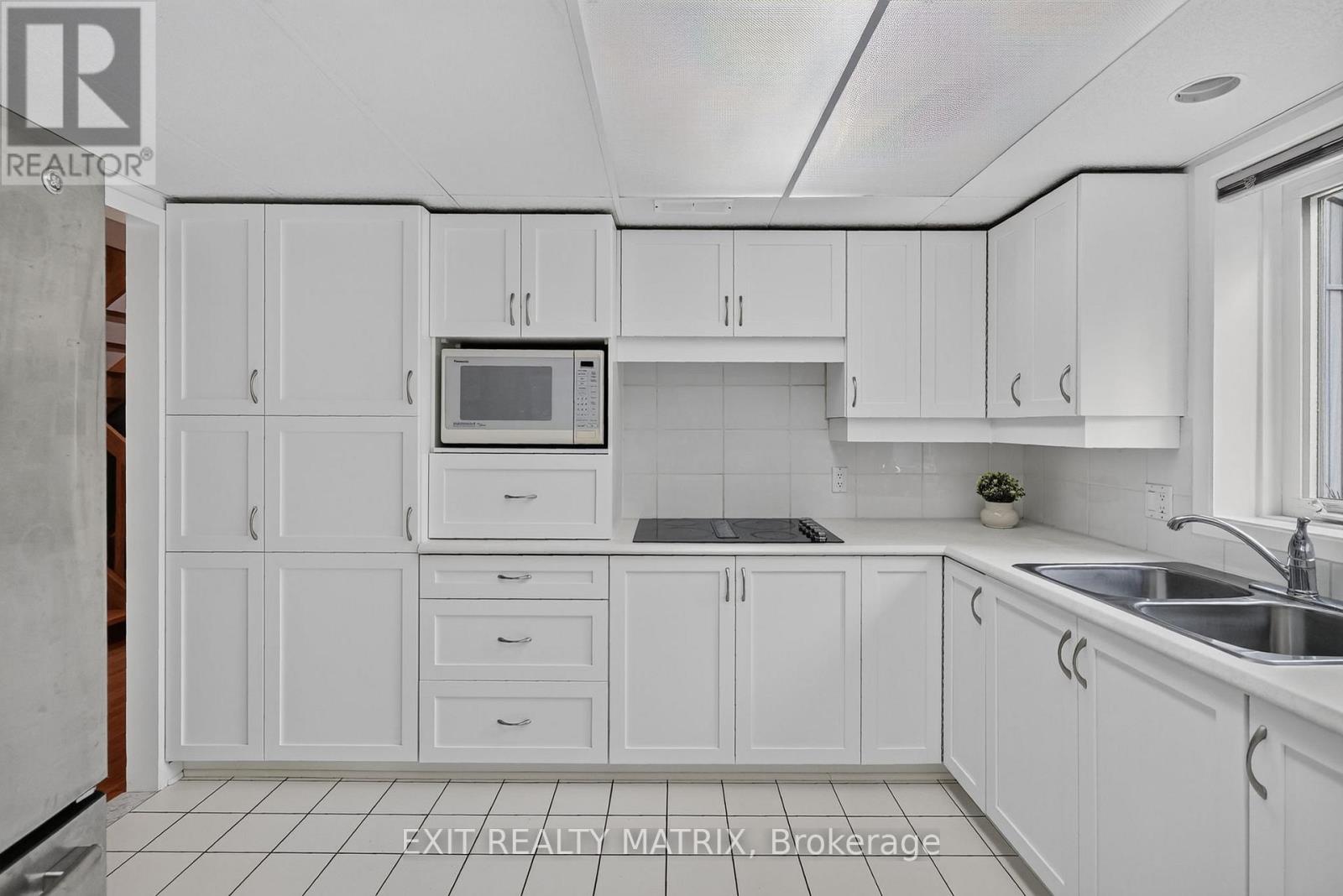 4510 Whispering Willow Drive, Ottawa, Ontario  K4B 0K4 - Photo 16 - X13798390