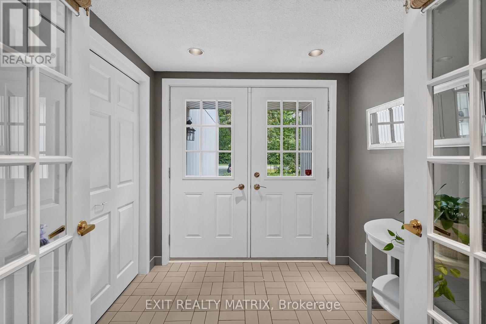4510 Whispering Willow Drive, Ottawa, Ontario  K4B 0K4 - Photo 4 - X13798390