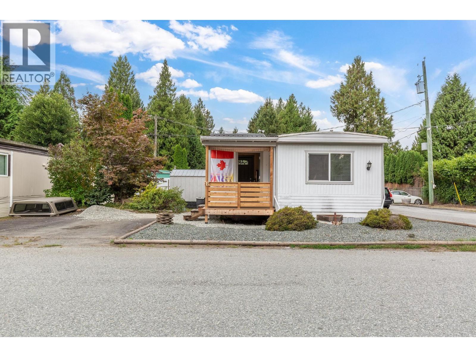 32 21163 Lougheed Highway, Maple Ridge, British Columbia  V2W 2R4 - Photo 3 - R3165752