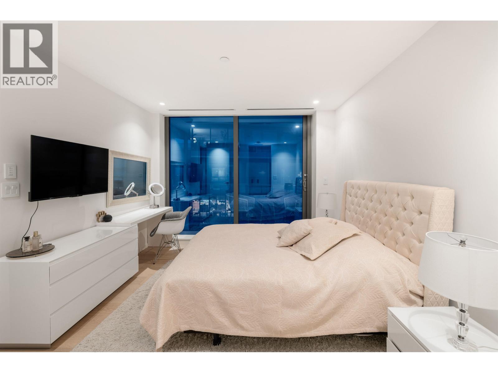 402 1355 Bellevue Avenue, West Vancouver, British Columbia  V7T 0B4 - Photo 15 - R3166651