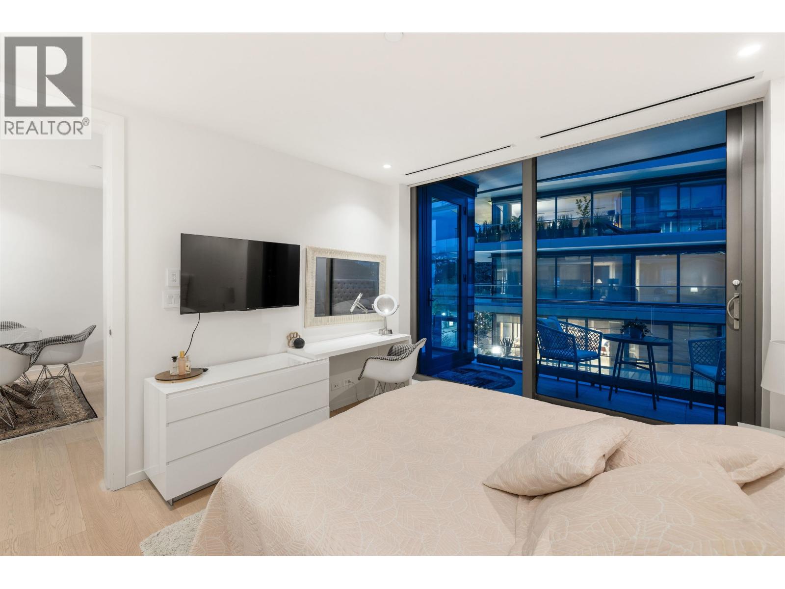 402 1355 Bellevue Avenue, West Vancouver, British Columbia  V7T 0B4 - Photo 17 - R3166651