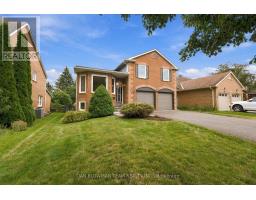 156 JOHN BOWSER CRESCENT, Newmarket, Ontario