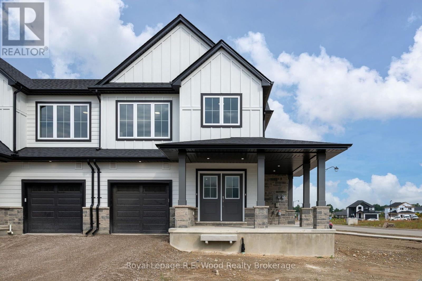 13 Hoylake Road, St. Thomas, Ontario  N5R 0R9 - Photo 2 - X13798484