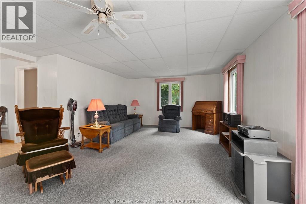 1653 Lesperance, Tecumseh, Ontario  N8N 1Y2 - Photo 18 - 26022939