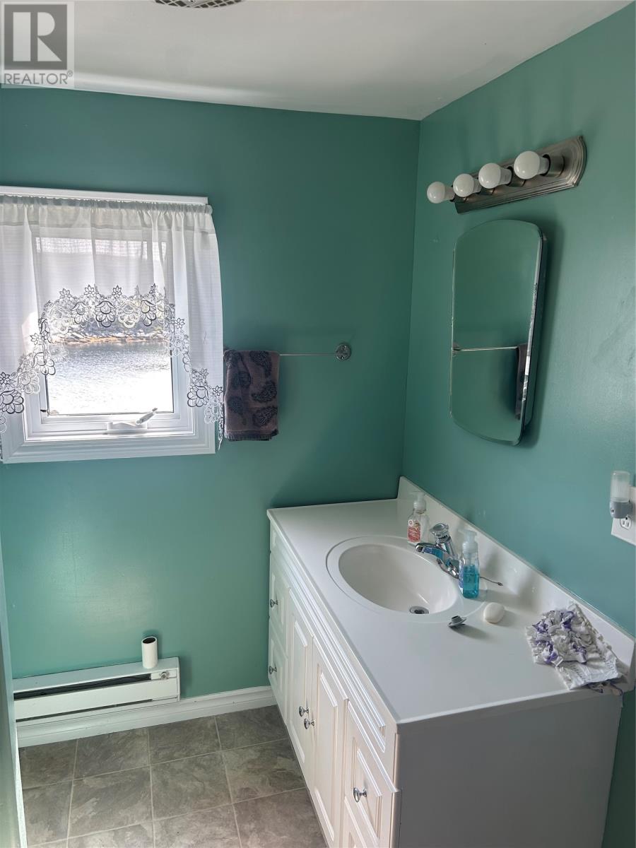 70 LeGallais Street, Channel Port aux Basques — photo 24