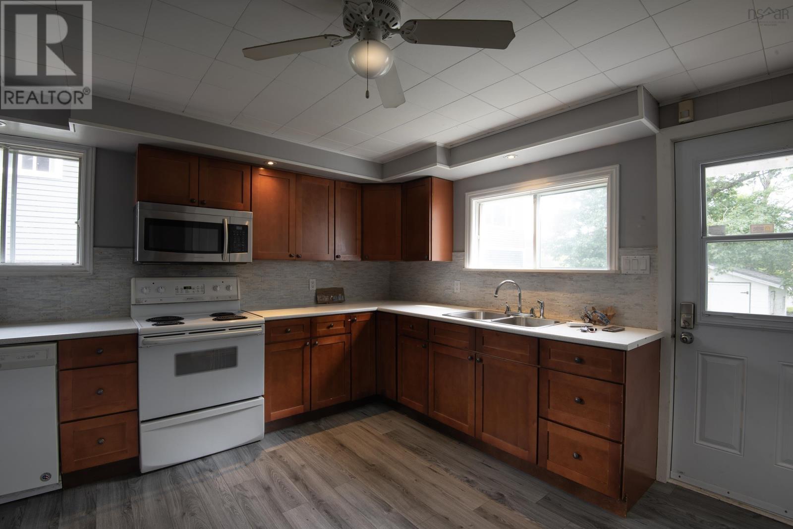 58 Jackson Road, Dartmouth, Nova Scotia B4A 4A3 - Photo 6 - 202623661