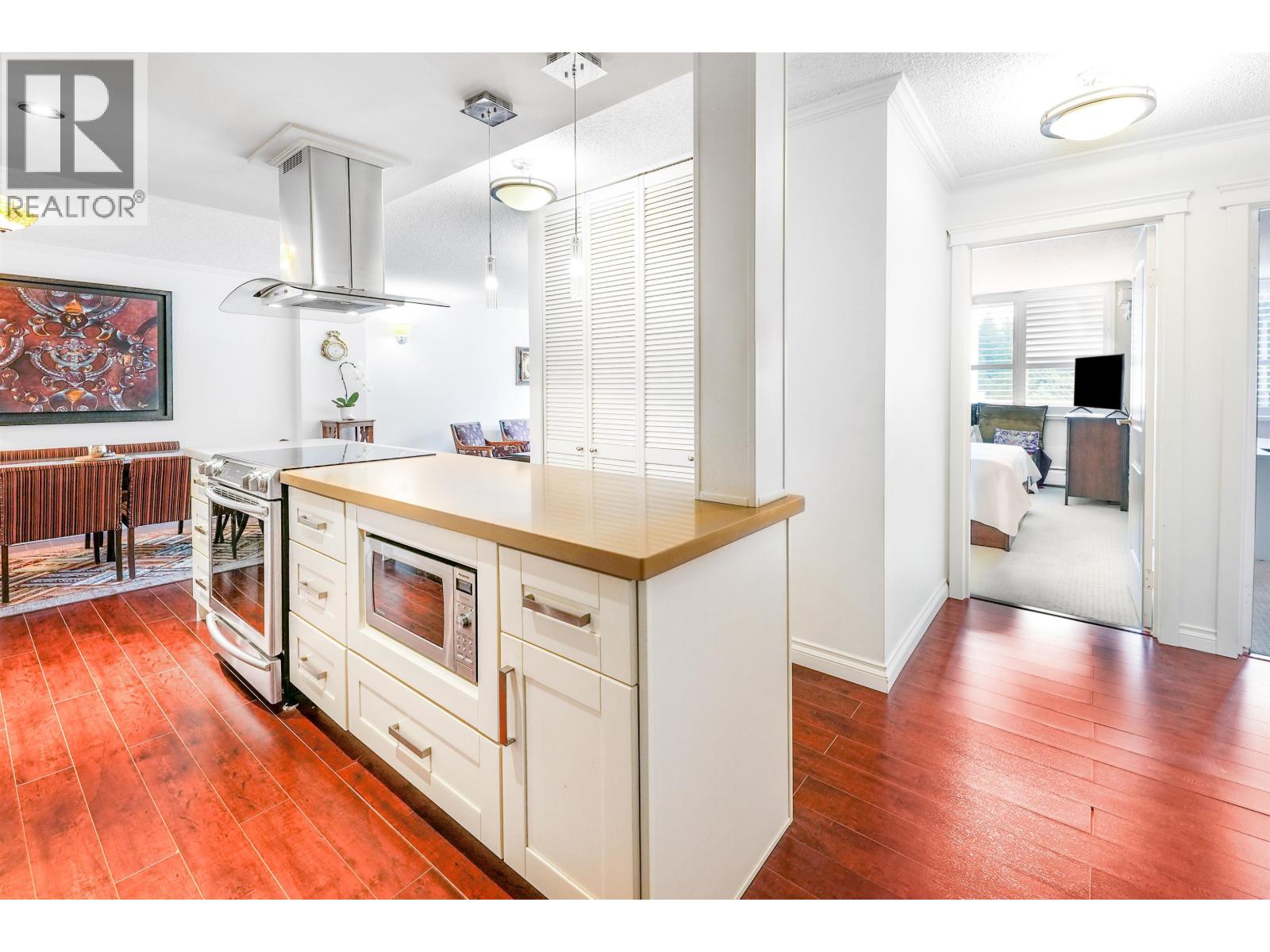 306 2020 Fullerton Avenue, North Vancouver, British Columbia  V7P 3G3 - Photo 17 - R3166745