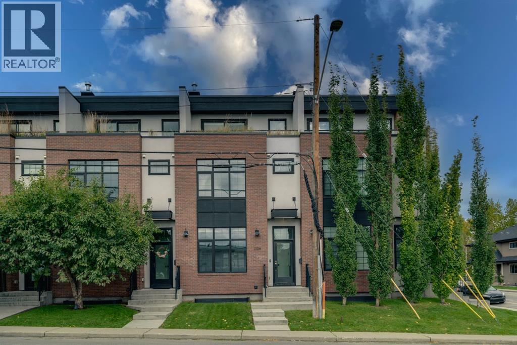 2106 49 Avenue SW, Calgary, Alberta