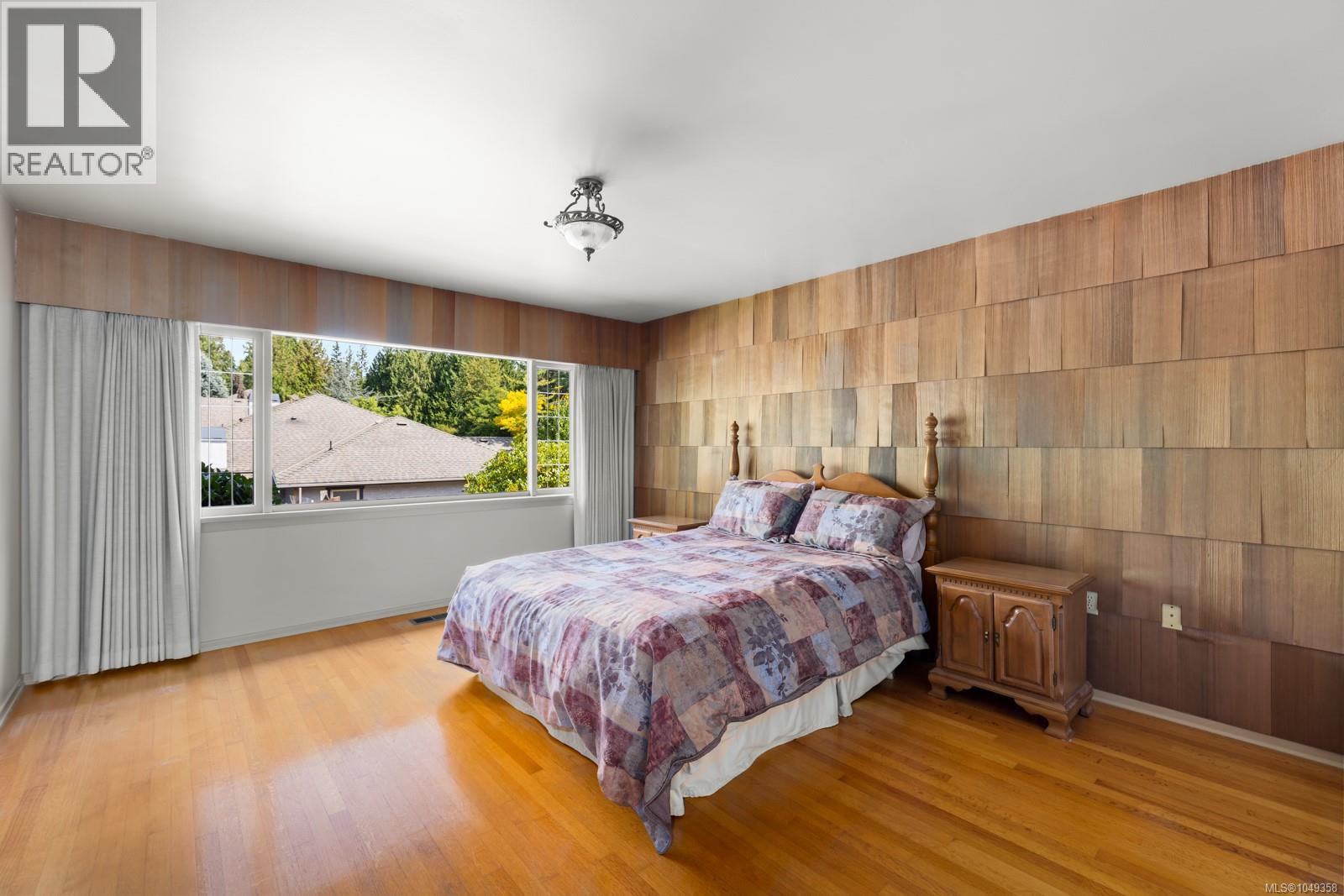 8620 Forest Park Pl, North Saanich, British Columbia V8L 5Z7 - Photo 21 - 1049358