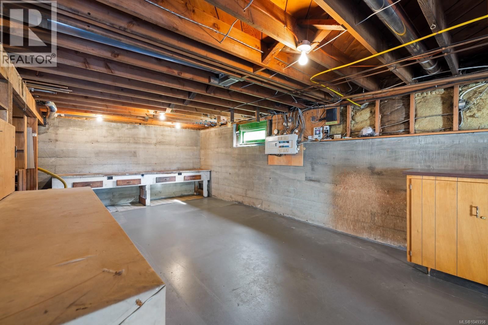 8620 Forest Park Pl, North Saanich, British Columbia V8L 5Z7 - Photo 29 - 1049358