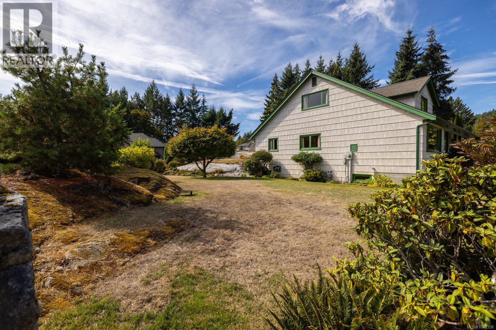 8620 Forest Park Pl, North Saanich, British Columbia V8L 5Z7 - Photo 40 - 1049358