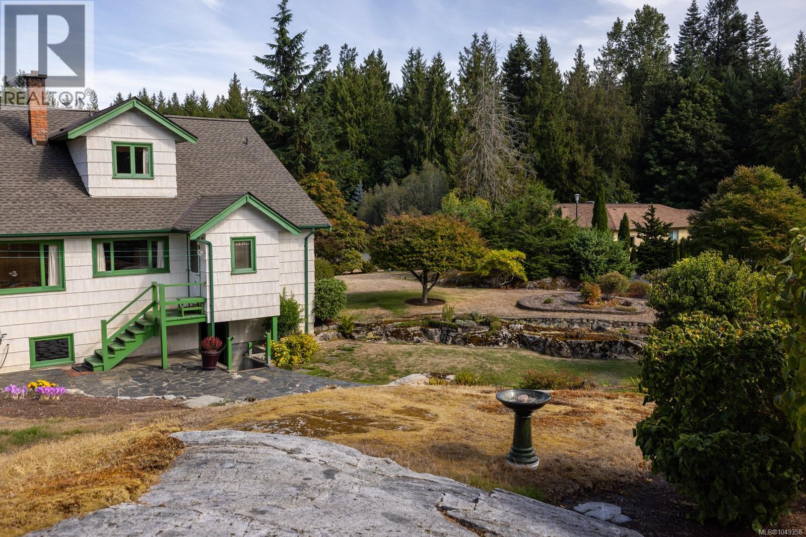 8620 Forest Park Pl, North Saanich, British Columbia V8L 5Z7 - Photo 9 - 1049358
