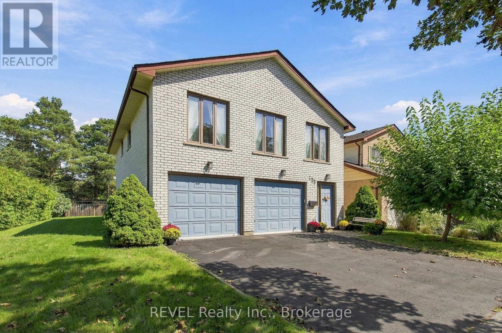 123 Ardwick Street, Whitby, Ontario  L1N 8A2 - Photo 2 - E13795204