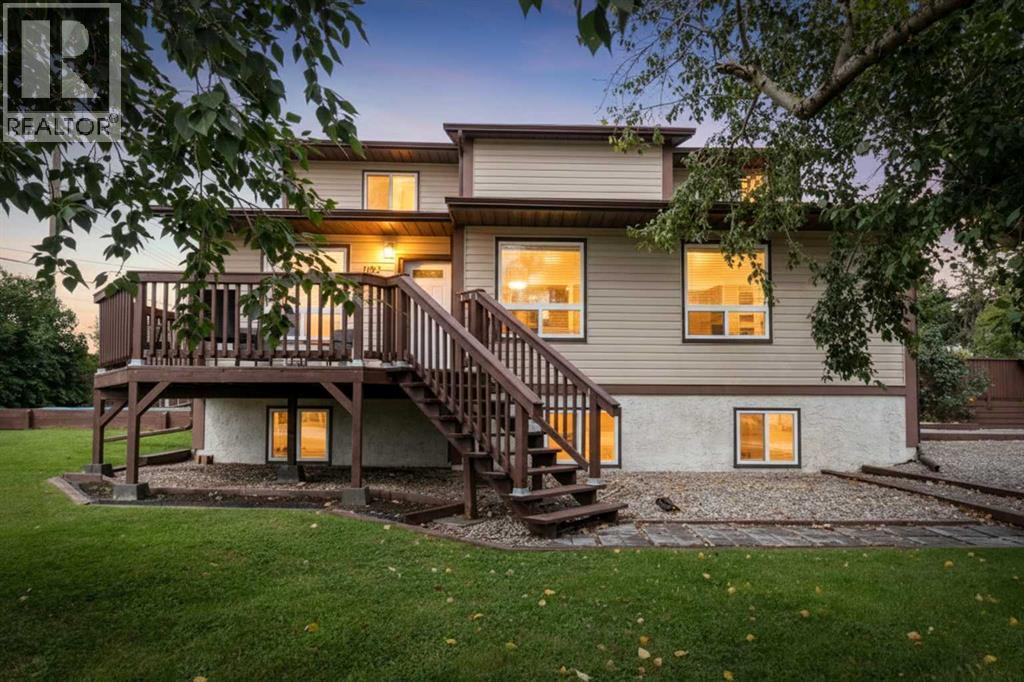 1102 3 Street N photo 1