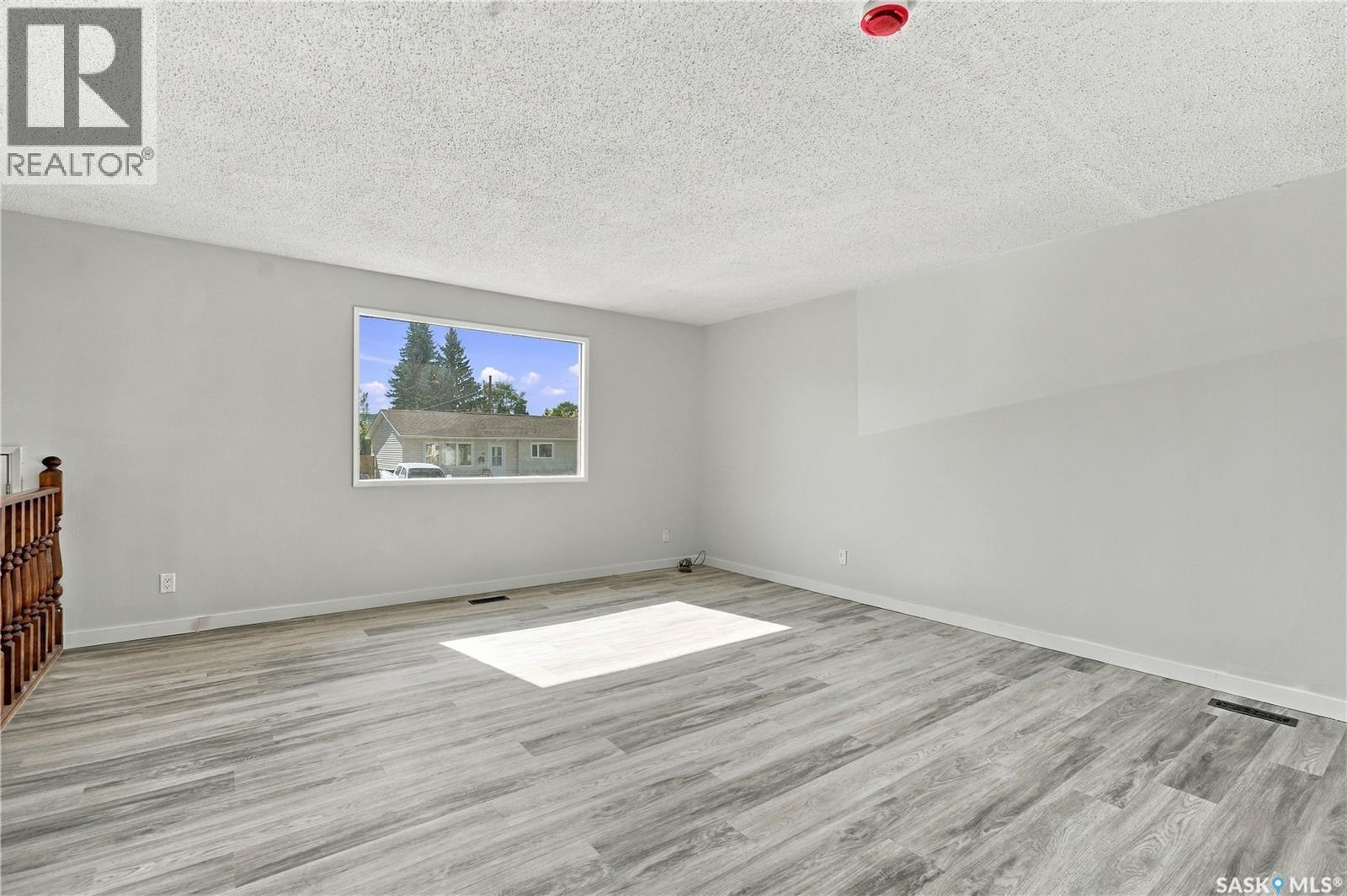 22 Ramsay Court, Saskatoon, Saskatchewan  S7H 4H1 - Photo 7 - SK048690