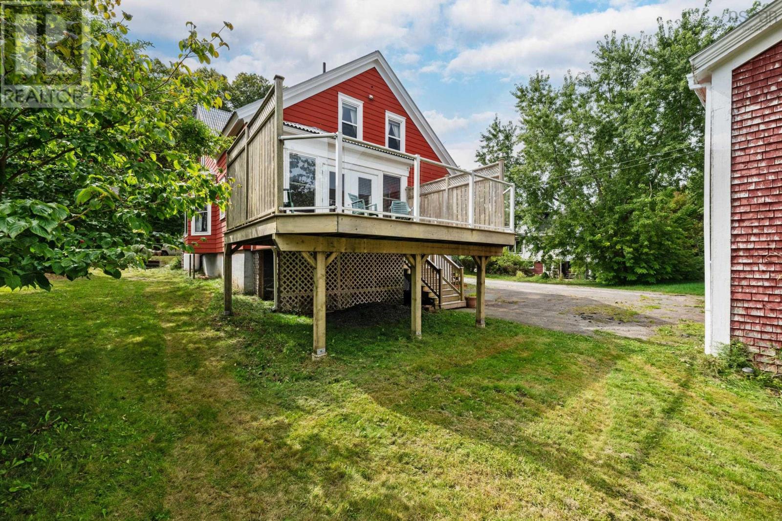 8 Maple Avenue, Lunenburg, Nova Scotia  B0J 2C0 - Photo 49 - 202623667