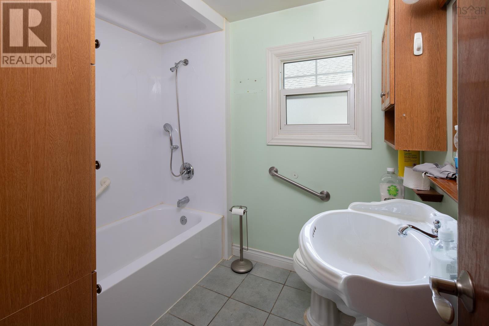 6446 Edinburgh Street, Halifax, Nova Scotia B3L 1W5 - Photo 25 - 202623668