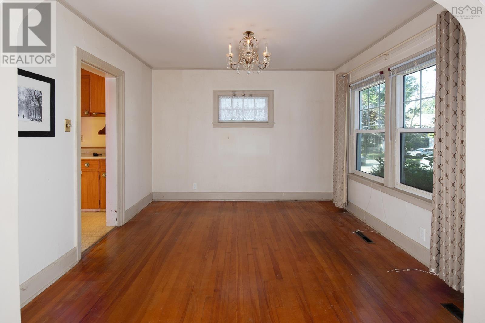 6446 Edinburgh Street, Halifax, Nova Scotia B3L 1W5 - Photo 8 - 202623668